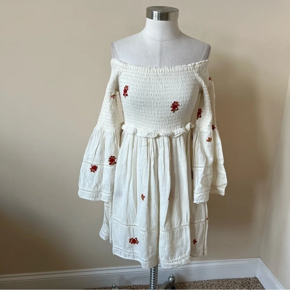 Free People White Counting Daisies Off-the-shoulder Mini Dress 17400